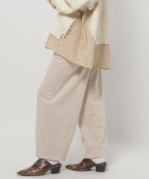 niko and...(ニコアンド)の「フワフワフェザースウェットパンツ(スウェットパンツ・レディース・アイボリー/ダークブラウン/ライトグレー・FREE)」の3枚目の写真