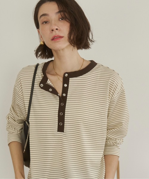 ANGIE（アンジー）の「ワッフル ヘンリーネック プルオーバー ロンT（Tシャツ/カットソー・レディース・杢グレー/アイボリー/チャコール/ネイビー/ホワイト系その他/ピンク・FREE）」の3枚目の写真