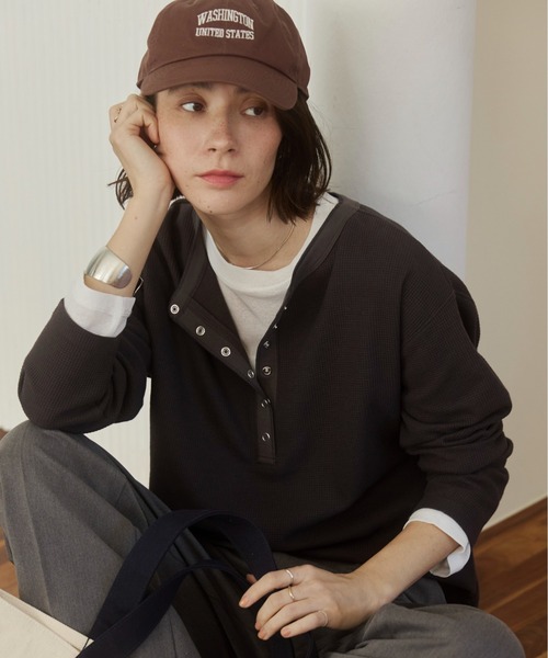 ANGIE（アンジー）の「ワッフル ヘンリーネック プルオーバー ロンT（Tシャツ/カットソー・レディース・杢グレー/アイボリー/チャコール/ネイビー/ホワイト系その他/ピンク・FREE）」の5枚目の写真