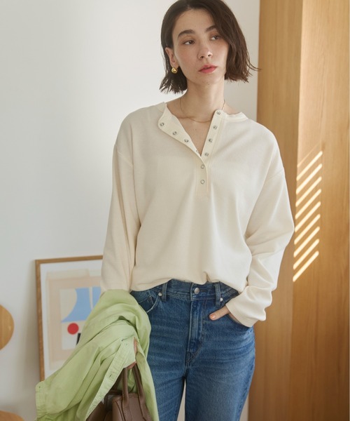 ANGIE（アンジー）の「ワッフル ヘンリーネック プルオーバー ロンT（Tシャツ/カットソー・レディース・杢グレー/アイボリー/チャコール/ネイビー/ホワイト系その他/ピンク・FREE）」の14枚目の写真