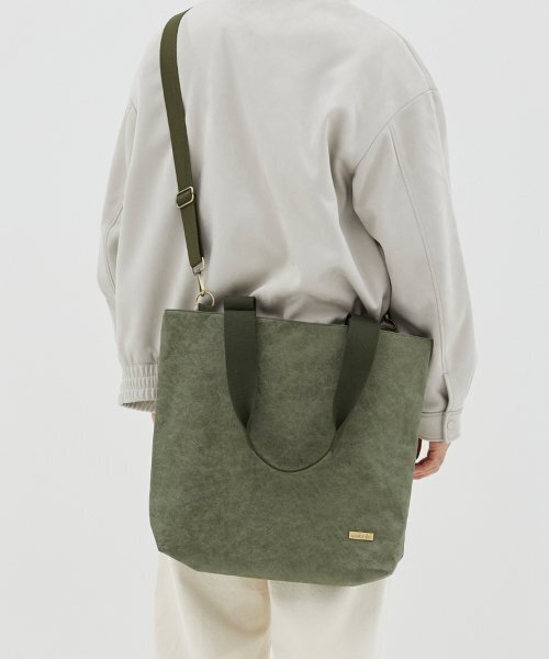 WALLAROO（ワラル）の「ワラル 3wayバッグ ラファオーバーサイズ_カーキ（エコバッグ/サブバッグ・レディース・カーキ・FREE）」の2枚目の写真