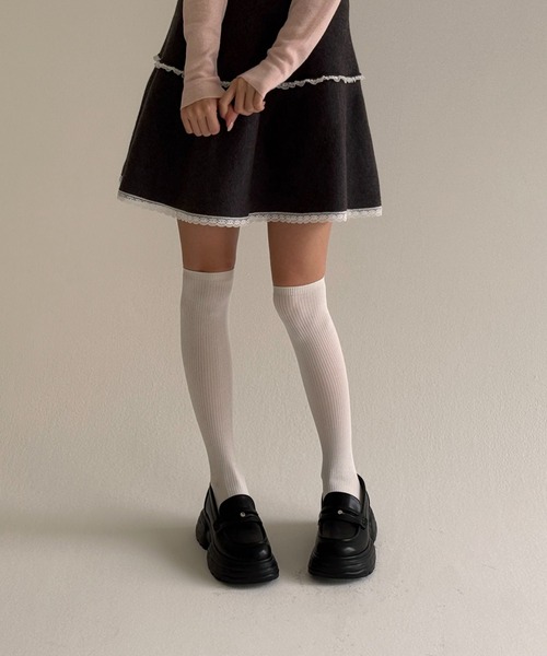hiamu(ヒアム)の「【3色展開】ロゴポイント厚底ペニーローファースニーカー/2026 SS PLATFORM COLLECTION(ローファー・レディース・ブラック系その他/ブラウン/ブラック・24.0cm/23.5cm/24.5cm/23.0cm/25.0cm)」の14枚目の写真