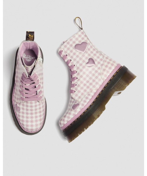 Dr. Martens(ドクターマーチン)の「Dr. Martens/ドクターマーチン JADON ハート 8 ホール ブーツ 42906100(ブーツ・レディース・ピンク・UK6/UK5/UK4/UK3)」の2枚目の写真