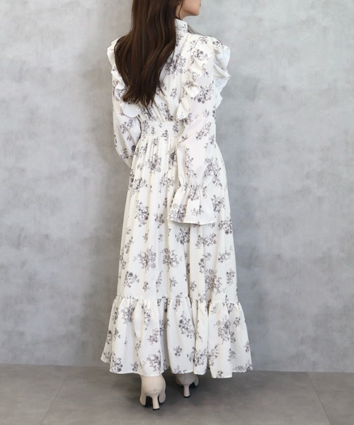CECIL McBEE（セシルマクビー）の「花柄シャツフリルワンピース（ワンピース・レディース・オフホワイト/ブラック/アイボリー・MEDIUM）」の18枚目の写真