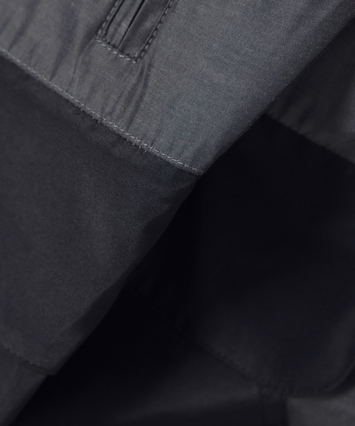 IENA LA BOUCLE(イエナラブークル)の「IENA LA BOUCLE ハーフジッププルオーバー(その他アウター・レディース・ブラック系その他・FREE)」の2枚目の写真