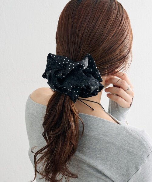 mystic(ミスティック)の「ドットレースシュシュ(ブローチ/コサージュ・レディース・オフホワイト/ブラック・ONE SIZE)」の8枚目の写真