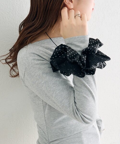 mystic(ミスティック)の「ドットレースシュシュ(ブローチ/コサージュ・レディース・オフホワイト/ブラック・ONE SIZE)」の10枚目の写真