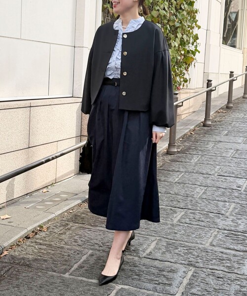 NOLLEY’S(ノーリーズ)の「綿タッチダンボールニットブルゾン(ブルゾン・レディース・ベージュ/ネイビー・38)」の5枚目の写真