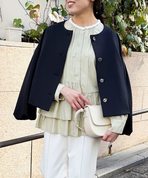 NOLLEY’S(ノーリーズ)の「綿タッチダンボールニットブルゾン(ブルゾン・レディース・ベージュ/ネイビー・38)」の11枚目の写真