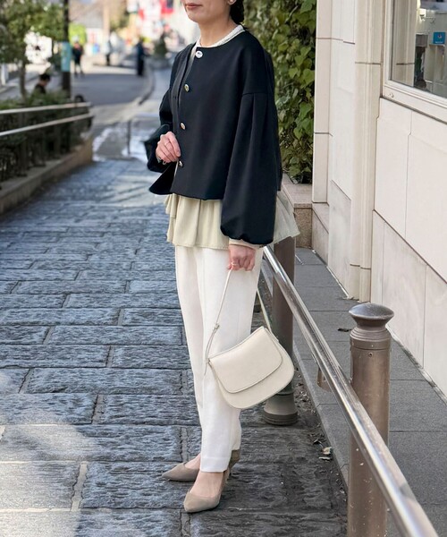 NOLLEY’S(ノーリーズ)の「綿タッチダンボールニットブルゾン(ブルゾン・レディース・ベージュ/ネイビー・38)」の13枚目の写真