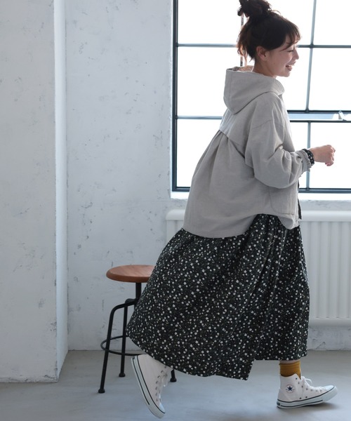 soulberry(ソウルベリー)の「そよ風をあつめるフードのジャケット(その他アウター・レディース・グレー・5L/4L/3L/LL/L/M)」の4枚目の写真