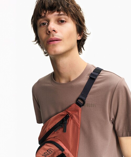 AIGLE(エーグル)の「UVカット プライムフレックス 半袖Tシャツ(Tシャツ/カットソー・メンズ・ブラック/ブラウン/ホワイト/パープル・L/M/XL/S)」の12枚目の写真