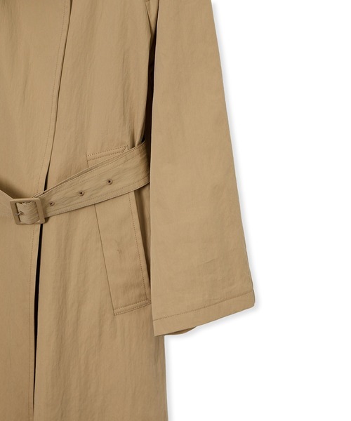 ADAM ET ROPE'(アダムエロペ)の「リラックスライトトレンチ(トレンチコート・レディース・ベージュ/オフホワイト・38/36)」の7枚目の写真