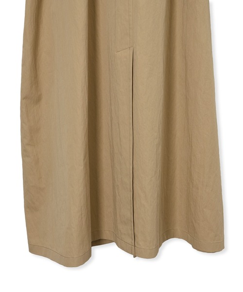 ADAM ET ROPE'(アダムエロペ)の「リラックスライトトレンチ(トレンチコート・レディース・ベージュ/オフホワイト・38/36)」の9枚目の写真