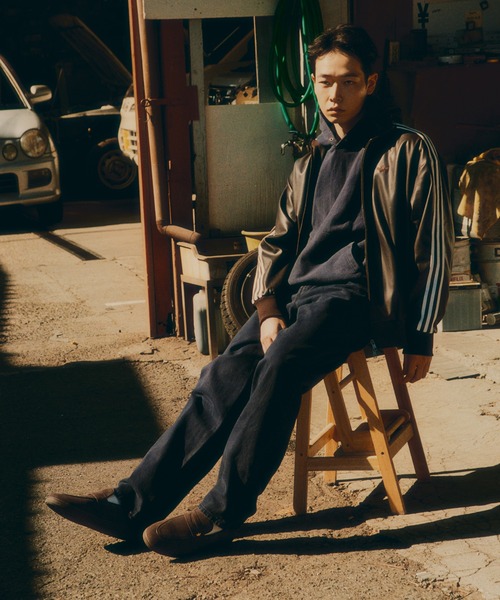 adidas（アディダス）の「ハンドボール スペツィアル ローファー / HANDBALL SPEZIAL LOAFER / アディダスオリジナルス adidas Originals ローファースニーカー（スニーカー・レディース・ブラウン/レッド・23.0cm/23.5cm/24.0cm/24.5cm/25.0cm/25.5cm/26.0cm/26.5cm/27.0cm/27.5cm/28.0cm/28.5cm/22.0cm/22.5cm/29.0cm/29.5cm/30.0cm）」の22枚目の写真