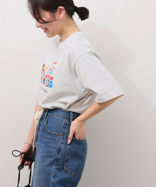 NEW BALANCE(ニューバランス)の「《WEB限定》【NEW BALANCE/ニューバランス】ボックスTシャツ(Tシャツ/カットソー・レディース・チャコールグレー・SMALL)」の7枚目の写真