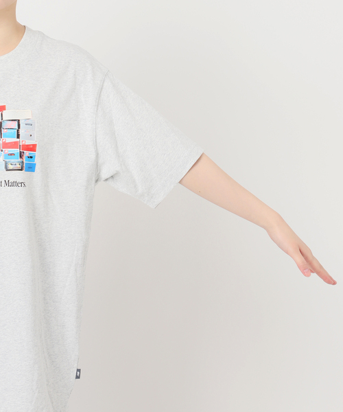 NEW BALANCE(ニューバランス)の「《WEB限定》【NEW BALANCE/ニューバランス】ボックスTシャツ(Tシャツ/カットソー・レディース・チャコールグレー・SMALL)」の15枚目の写真