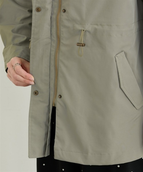 nissen（ニッセン）の「ミディ丈フーディモッズコート（カバーオール・レディース・ブラック/カーキ・L/M/LL）」の4枚目の写真