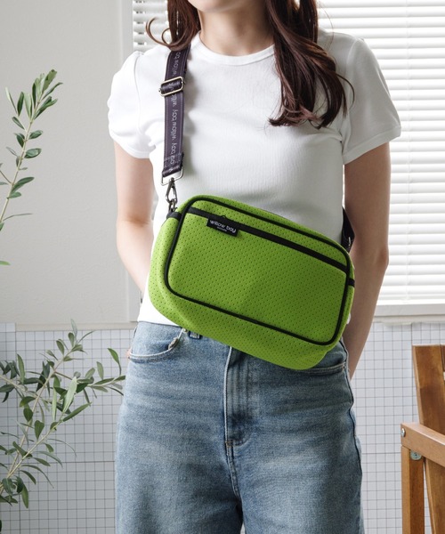Willow Bay(ウィローベイ)の「【Willow Bay】ウィローベイ LARGE CROSSBODY BAG WITH ROPE ショルダーバッグ(ショルダーバッグ・レディース・ブラック系2/グレー/ブラック系1/ブラック系3/ブラウン/ライム/アクア/ピンク/ラベンダー・FREE)」の6枚目の写真