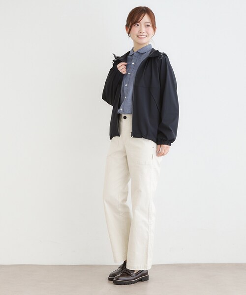 LAURA ASHLEY(ローラアシュレイ)の「【UVカット/接触冷感/ワンマイルウエア】ジップアップフーディー(ブルゾン・レディース・オフホワイト/ブルー系その他・38)」の3枚目の写真