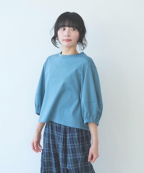 yuni(ユニ )の「high count/C baloon sleeves プルオーバー(Tシャツ/カットソー・レディース・ブルー/ベージュ・FREE)」の8枚目の写真