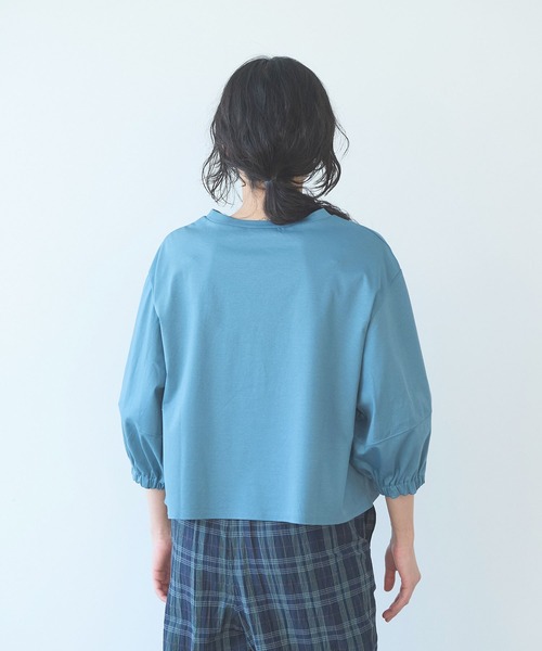 yuni(ユニ )の「high count/C baloon sleeves プルオーバー(Tシャツ/カットソー・レディース・ブルー/ベージュ・FREE)」の9枚目の写真