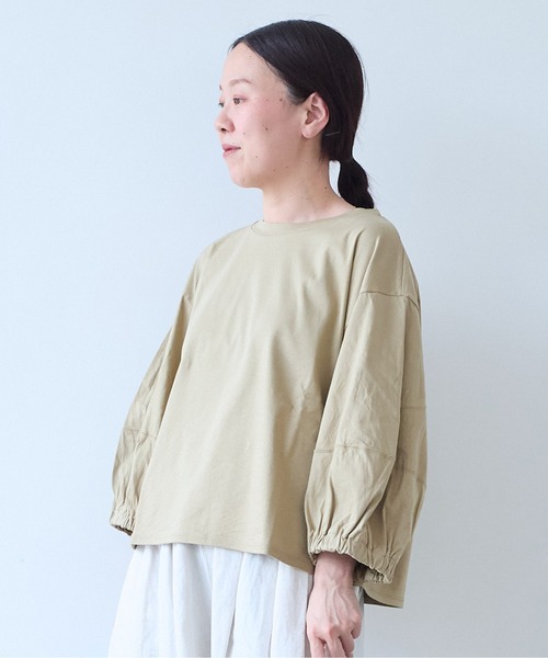 yuni(ユニ )の「high count/C baloon sleeves プルオーバー(Tシャツ/カットソー・レディース・ブルー/ベージュ・FREE)」の22枚目の写真