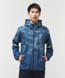 ASICS（アシックス）の「アシックス ASICS ACTIMOTIONクールグラフィッククロスフーディー（ナイロンジャケット）」