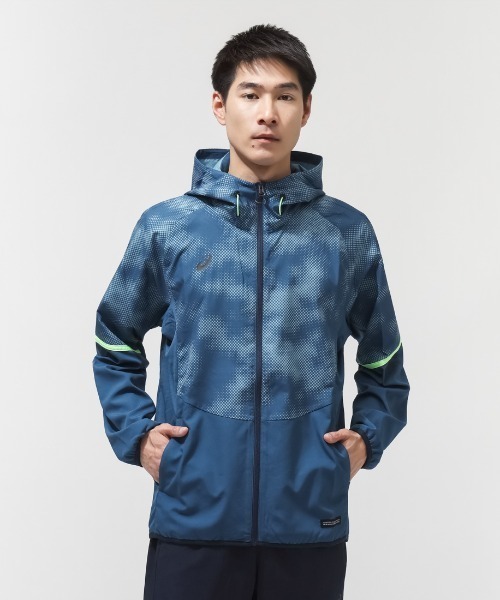 ASICS（アシックス）の「アシックス ASICS ACTIMOTIONクールグラフィッククロスフーディー（ナイロンジャケット・メンズ・ブラック/ダークブルー・M/L/LL）」の2枚目の写真