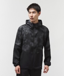 ASICS（アシックス）の「アシックス ASICS ACTIMOTIONクールグラフィッククロスフーディー（ナイロンジャケット）」