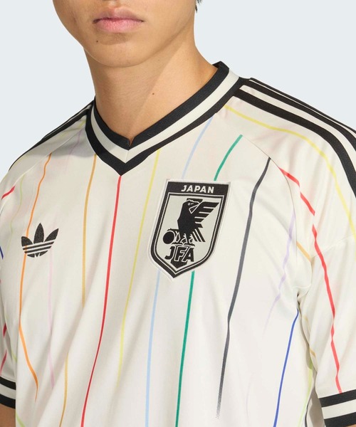adidas（アディダス）の「サッカー日本代表 2026 アウェイ レプリカ ユニフォーム / ジャージ / アディダス adidas（Tシャツ/カットソー・メンズ・ホワイト・LARGE/X-LARGE/XX-LARGE/XXX-LARGE/SMALL/X-SMALL/MEDIUM/4XL）」の13枚目の写真