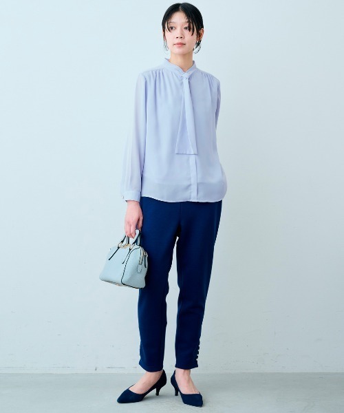 IEDIT（イディット）の「ＩＥＤＩＴ　インナーカットソー付きシックなボウタイブラウス（シャツ/ブラウス・レディース・ライトブルー/ネイビー/ホワイト・4L/3L/LL/L/M/S）」の15枚目の写真