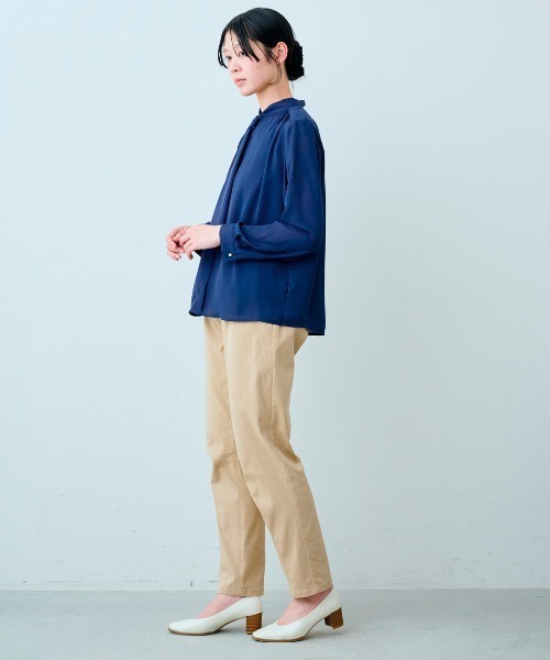 IEDIT（イディット）の「ＩＥＤＩＴ　インナーカットソー付きシックなボウタイブラウス（シャツ/ブラウス・レディース・ライトブルー/ネイビー/ホワイト・4L/3L/LL/L/M/S）」の13枚目の写真