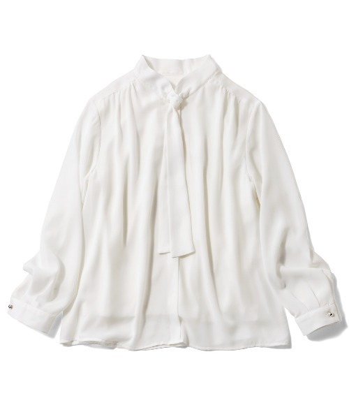 IEDIT（イディット）の「ＩＥＤＩＴ　インナーカットソー付きシックなボウタイブラウス（シャツ/ブラウス・レディース・ライトブルー/ネイビー/ホワイト・4L/3L/LL/L/M/S）」の8枚目の写真