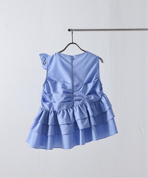 en CAnAF(エンカナフ)の「【一枚で華やかさが完成する】フリルギャザーティアードブラウス(シャツ/ブラウス・レディース・オフホワイト/ブラック/ブルー・フリー)」の9枚目の写真