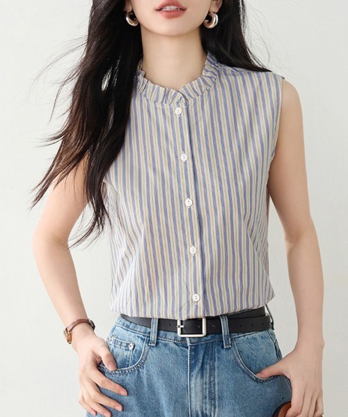 ONEP STAR(ワンピスター)の「フリルネックストライプブラウス(シャツ/ブラウス・レディース・ベージュ・X-LARGE/LARGE/MEDIUM)」の1枚目の写真