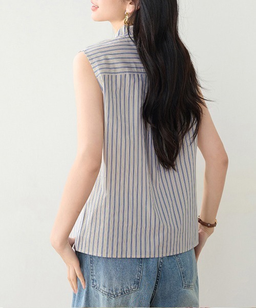 ONEP STAR(ワンピスター)の「フリルネックストライプブラウス(シャツ/ブラウス・レディース・ベージュ・X-LARGE/LARGE/MEDIUM)」の7枚目の写真