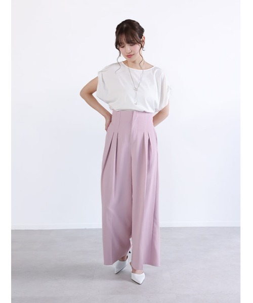 fifth(フィフス)の「【接触冷感】袖口折り返しデザインTシャツ(Tシャツ/カットソー・レディース・ホワイト/ブラック/ターコイズブルー・M)」の8枚目の写真