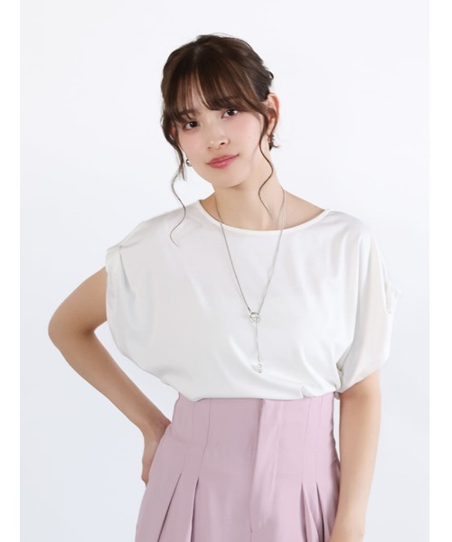 fifth(フィフス)の「【接触冷感】袖口折り返しデザインTシャツ(Tシャツ/カットソー・レディース・ホワイト/ブラック/ターコイズブルー・M)」の4枚目の写真