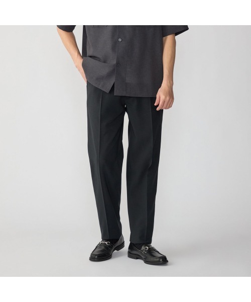 SHIPS(シップス)の「SHIPS:〈撥水/防しわ/洗濯機可能〉DOT AIR(R)スラックス(セットアップ対応)(スラックス・メンズ・ネイビー/チャコールグレー/ブラック・LARGE/MEDIUM/SMALL)」の2枚目の写真