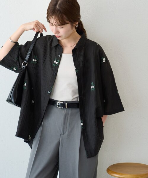 DISCOAT(ディスコート)の「【Enlude】モチーフ刺繍オーバーシャツ《ユニセックス》(シャツ/ブラウス・レディース・ブラック/ブラウン・FREE)」の4枚目の写真
