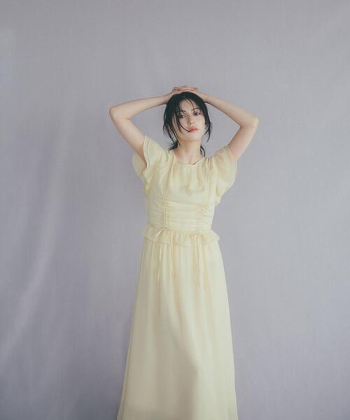 NATURAL BEAUTY BASIC(ナチュラルビューティーベーシック)の「ドロストギャザー楊柳ワンピース(ワンピース・レディース・ブラック系その他/ブラウン/イエロー/ブルー・P/S/MEDIUM/SMALL)」の1枚目の写真