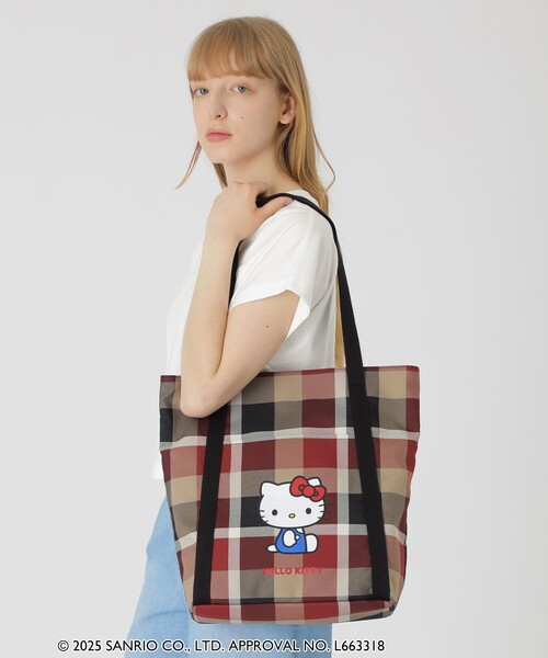 BLUE LABEL CRESTBRIDGE(ブルーレーベルクレストブリッジ)の「【ハローキティコラボ】クレストブリッジチェックビッグトート(トートバッグ・レディース・レッド・FREE)」の1枚目の写真