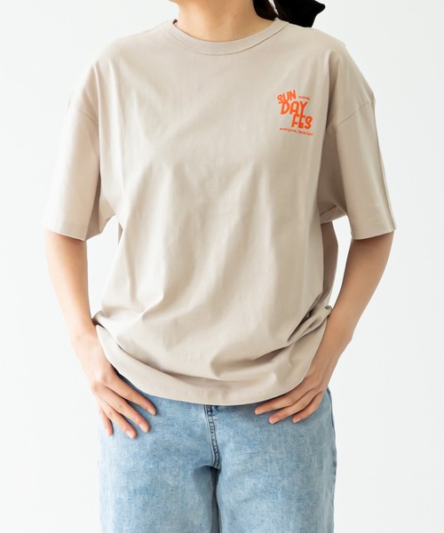 FOV(フォブ)の「FOV/フォブ SUNDAY FES Tシャツ(Tシャツ/カットソー・レディース・ホワイト/グレイッシュベージュ/チャコールグレー・F)」の4枚目の写真