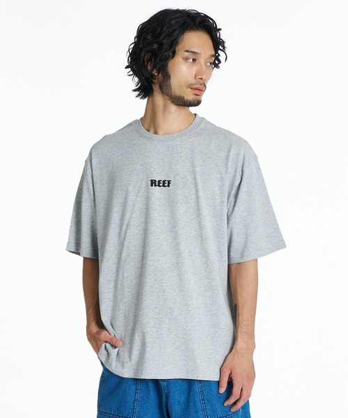 REEF(リーフ)の「REEF メンズ 26SM HERITAGE LOGO T Tシャツ 【2026年夏モデル】/リーフワンポイント半袖ロゴTシャツ(Tシャツ/カットソー・メンズ・ホワイト/ブラック/グレー/ブルー系その他・SMALL/MEDIUM/X-LARGE/LARGE)」の3枚目の写真