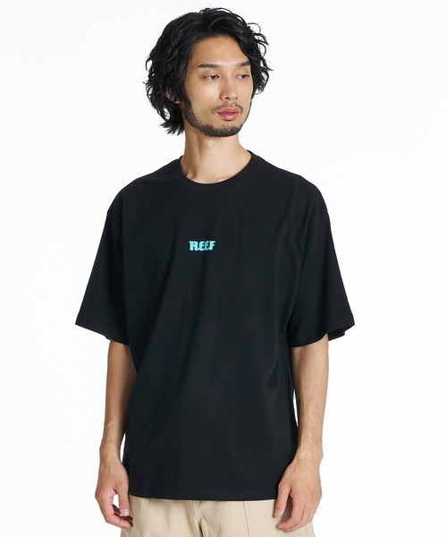 REEF(リーフ)の「REEF メンズ 26SM HERITAGE LOGO T Tシャツ 【2026年夏モデル】/リーフワンポイント半袖ロゴTシャツ(Tシャツ/カットソー・メンズ・ホワイト/ブラック/グレー/ブルー系その他・SMALL/MEDIUM/X-LARGE/LARGE)」の1枚目の写真
