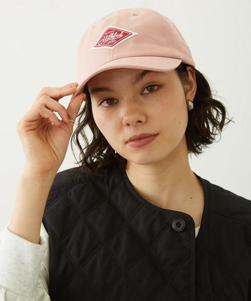 MILKFED.(ミルクフェド)の「LABEL TWILL CAP(キャップ・レディース・ベージュ/ピンク/ブラック・ONE SIZE)」の15枚目の写真
