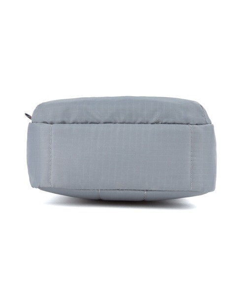 Champion（チャンピオン）の「チャンピオン ショルダーバッグ 5B35 縦型 2L 65311（ショルダーバッグ・メンズ・グレー/マスタード/ブラック・FREE）」の12枚目の写真