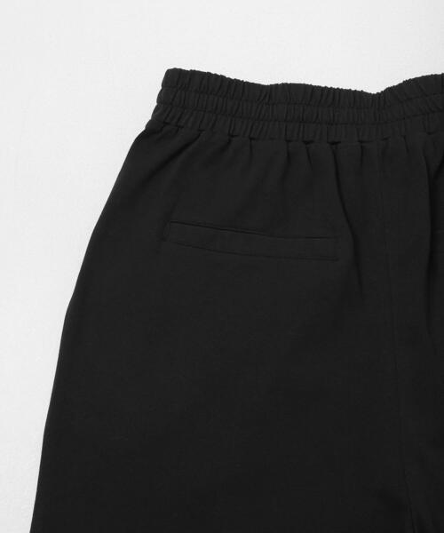 URBAN RESEARCH Sonny Label(アーバンリサーチサニーレーベル)の「『WEB限定』『UR TECH ひやサラクール』イージーワンタックパンツ(その他パンツ・レディース・ネイビー/ベージュ/ブラック・FREE)」の12枚目の写真
