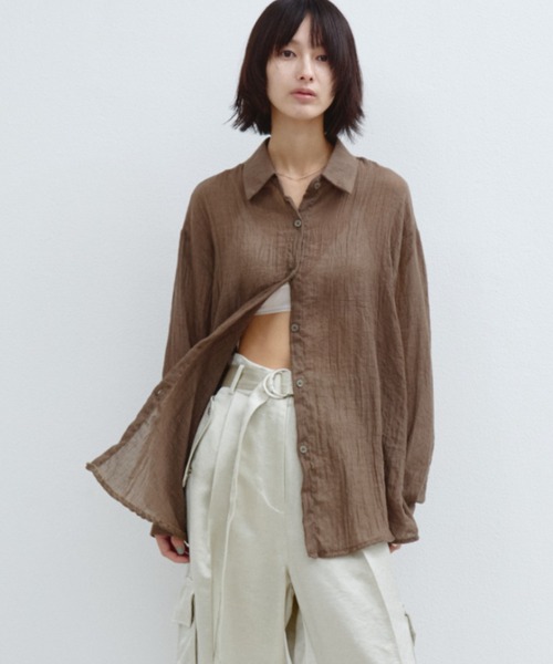 ANF.MUU（アンフムー）の「コットンブレンドシアーシャツ（シャツ/ブラウス・レディース・レッド/ブルー/ホワイト/ブラウン・FREE）」の2枚目の写真